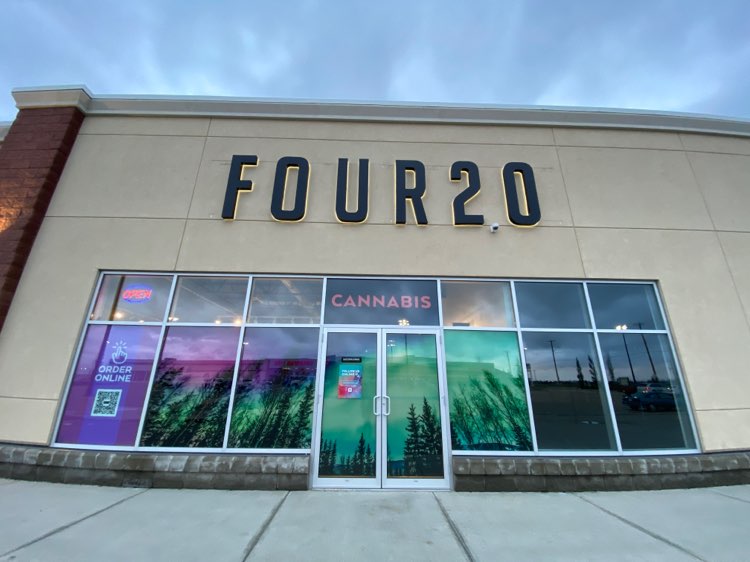 FOUR20 Sylvan Lake | 62 Thevenaz Ind. Trail, Sylvan Lake, AB T4S 0B6, Canada | Phone: (587) 430-4204