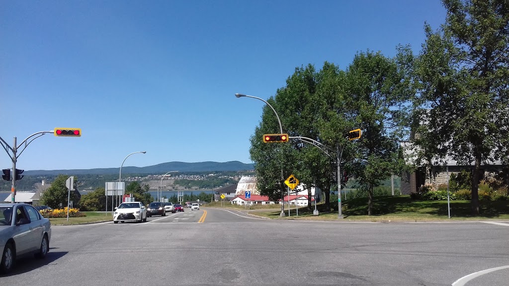 Shell | 2100 Avenue DEstimauville, Québec, QC G1J 5C8, Canada | Phone: (418) 663-7671