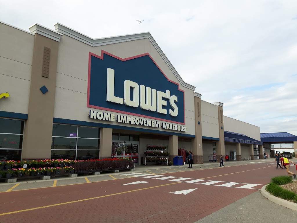 Lowes Home Improvement | 1604 The Queensway, Etobicoke, ON M8Z 1V1, Canada | Phone: (416) 253-2570
