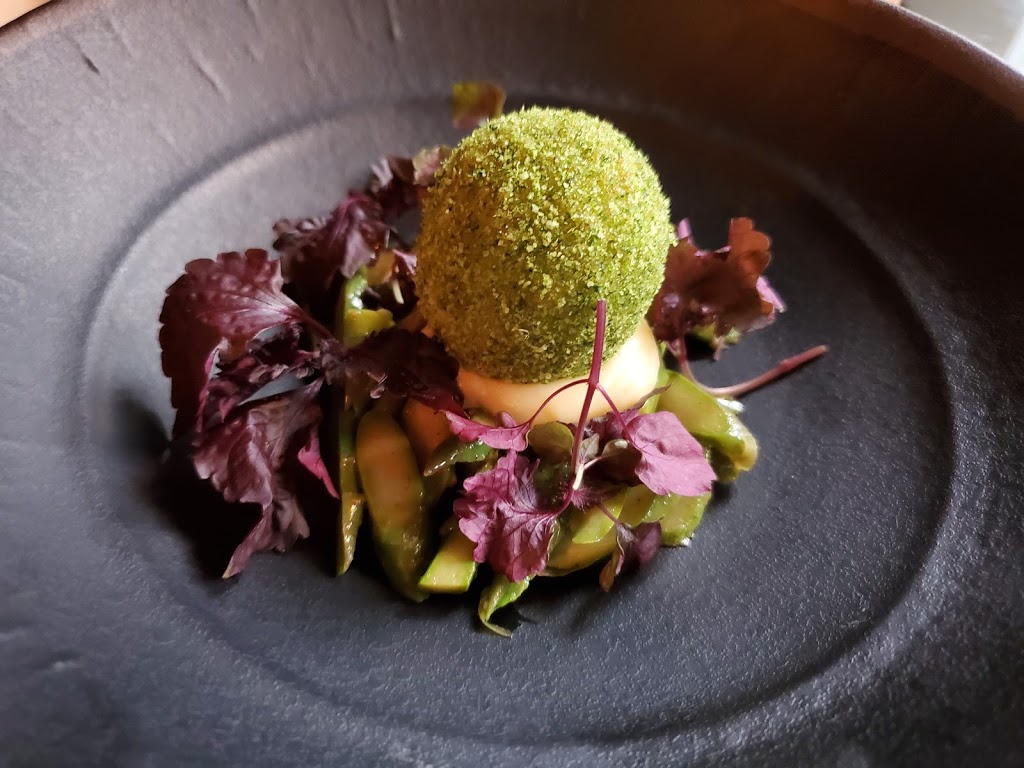Ōrea restaurant | 400 Rue Notre-Dame Est, Montréal, QC H2Y 1C8, Canada | Phone: (514) 844-1001