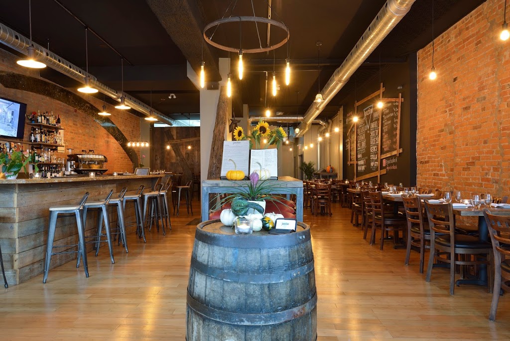 Venga Cucina | 3076 Dundas St W, Toronto, ON M6P 1Z8, Canada | Phone: (416) 766-3841