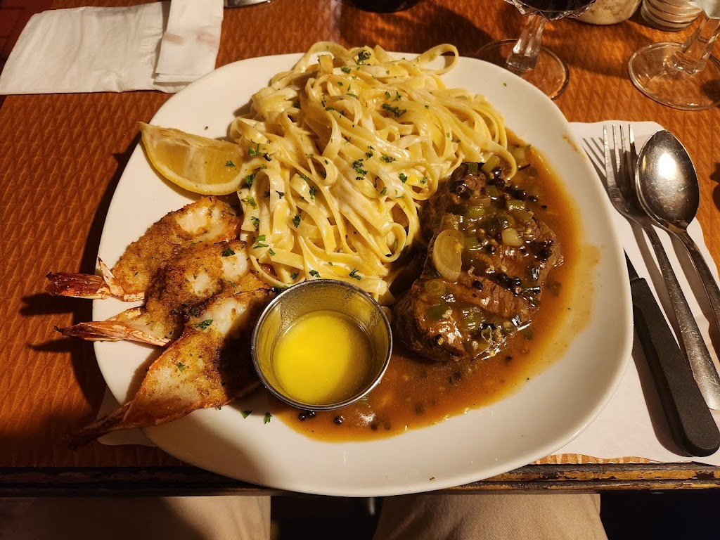 Eduardo Duluth | 404 Av. Duluth E, Montréal, QC H2L 1A3, Canada | Phone: (514) 843-3330