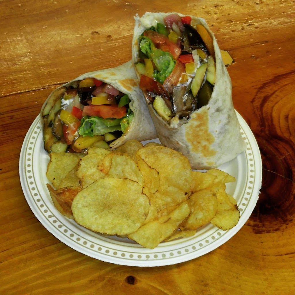 Summerland General Store | 1003 Riley Lake Rd, Gravenhurst, ON P1P 1R3, Canada | Phone: (705) 687-7776