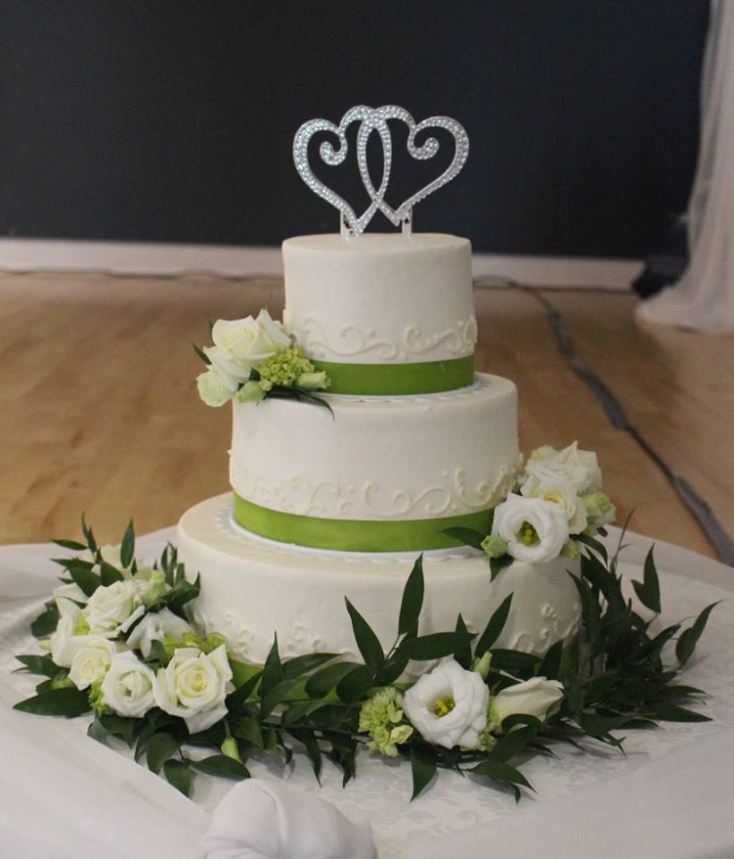 Mitchels Cake and Dessert Company | 93 Bach Ave, Whitby, ON L1R 2P8, Canada | Phone: (905) 728-7463