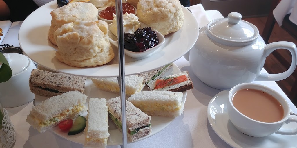 Waterdown Tea House | 297 Dundas St E, Waterdown, ON L0R 2H0, Canada | Phone: (905) 690-4646