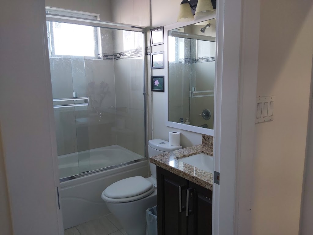 oakridge mall station house | 460 W 45th Ave, Vancouver, BC V5Y 2W6, Canada | Phone: (604) 715-0859