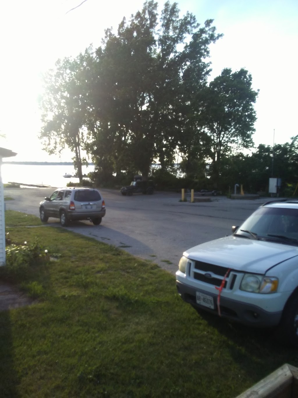 Coopers Marina | 1226-1228 Front Rd N, Amherstburg, ON N9V 3R3, Canada | Phone: (519) 736-2067