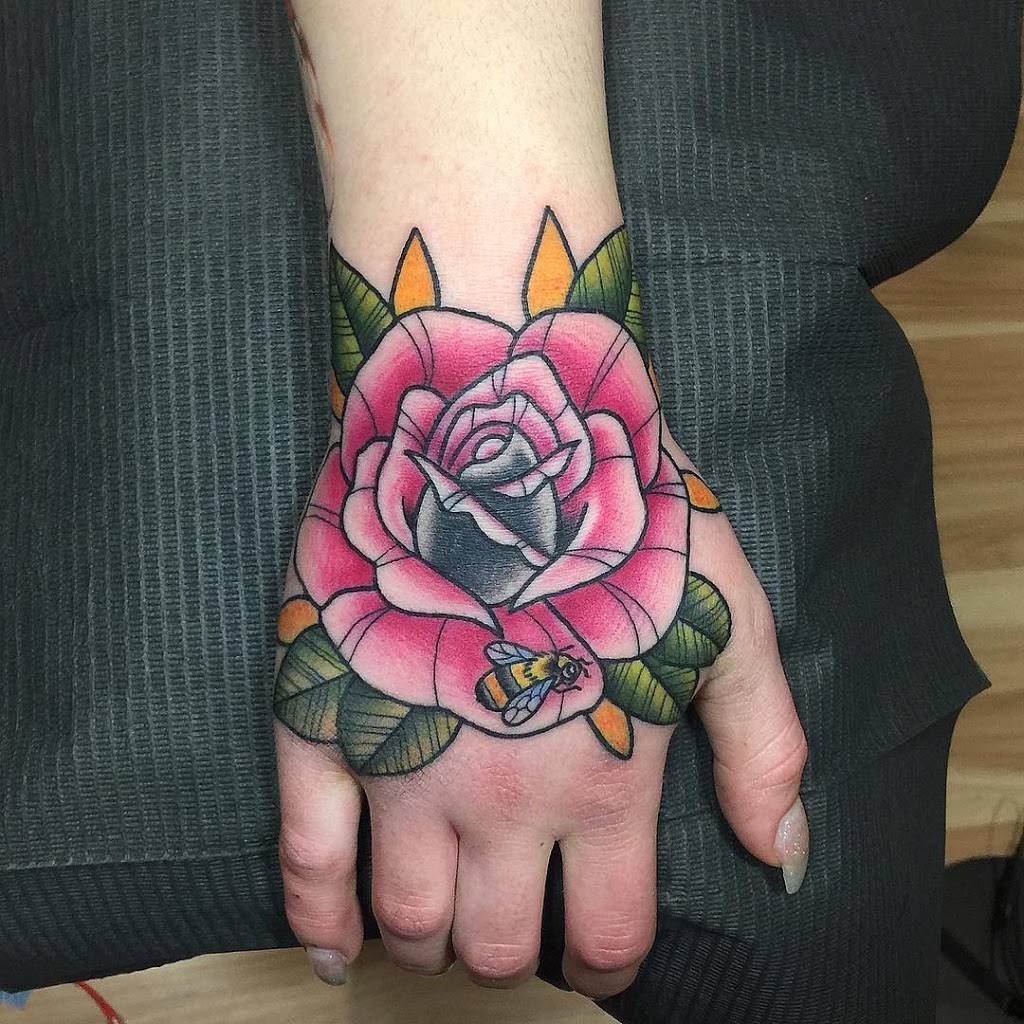 Scarlet Begonias Studio Tattoo & Photography | 1188 Woodbine Ave, East York, ON M4C 4E2, Canada | Phone: (647) 705-5445