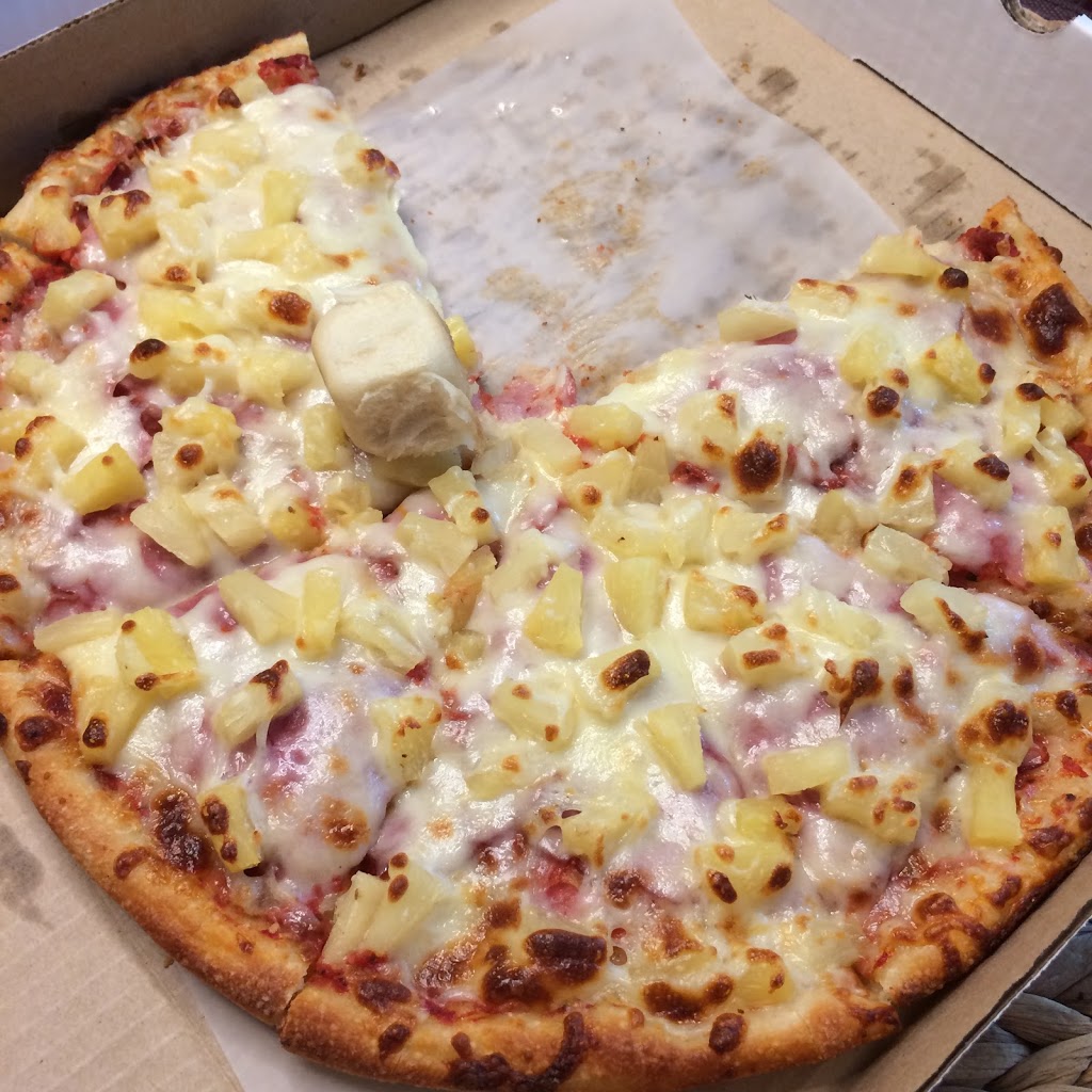 Q Pizza | 4517 W Saanich Rd, Victoria, BC V8Z 3G3, Canada | Phone: (250) 727-0476
