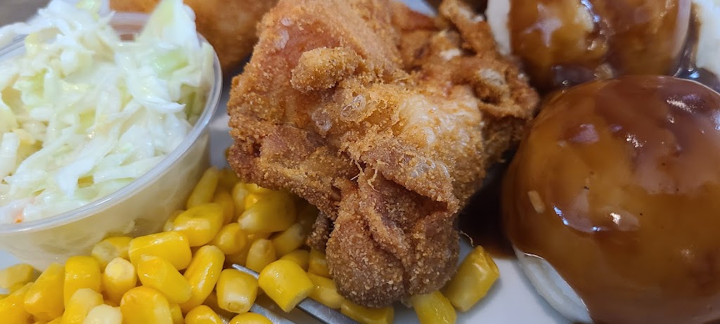 Somerset Food Bar & Lounge | 306 3 St, Somerset, MB R0G 2L0, Canada | Phone: (204) 744-2042