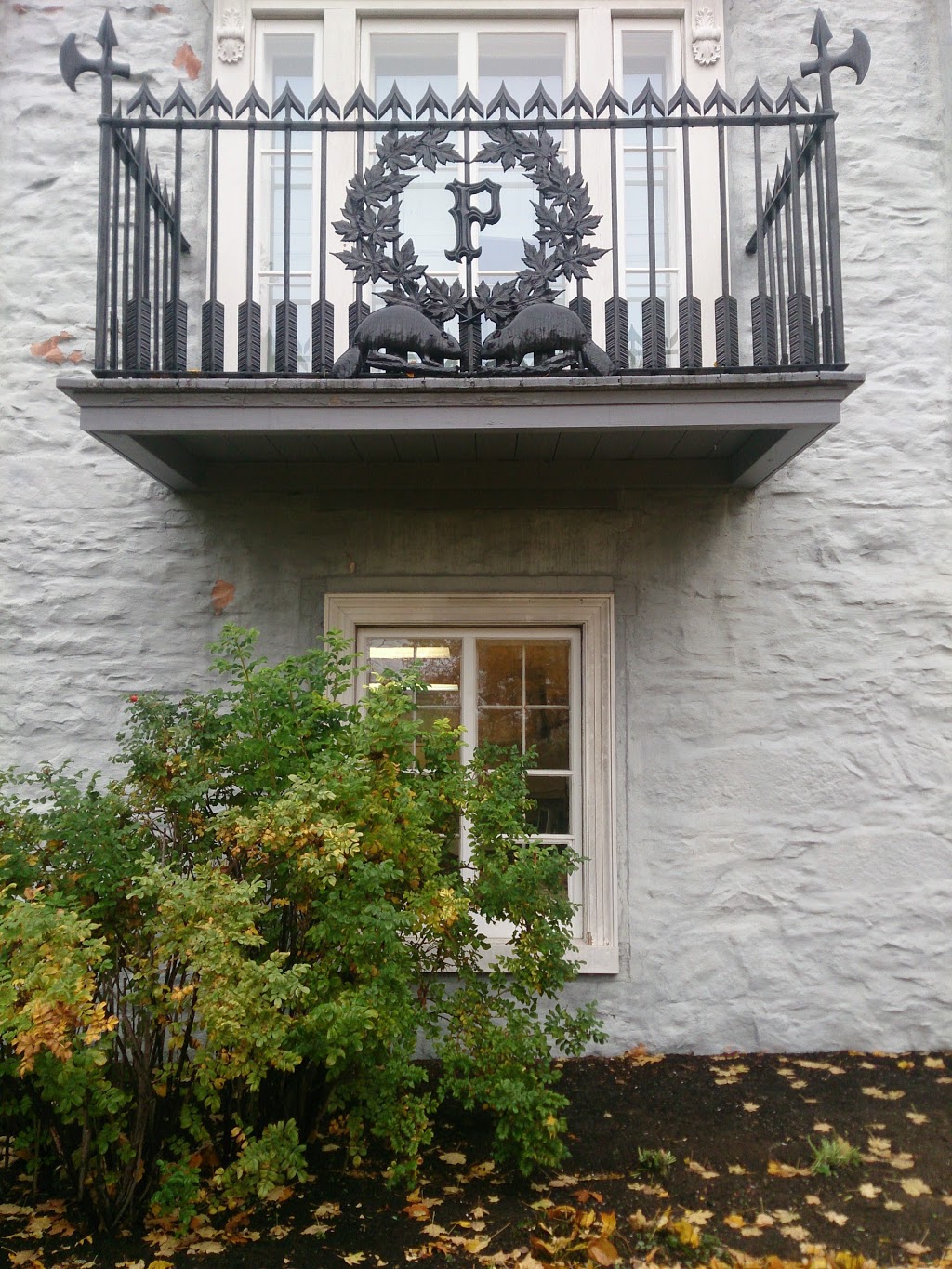 Manoir Papineau National Historic Site | 500 Rue Notre Dame, Montebello, QC J0V 1L0, Canada | Phone: (418) 572-6151