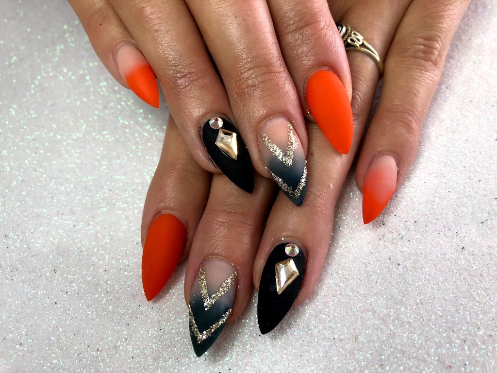 LUX NAIL | BEAUTY BAR | 1808 Rymal Rd E Unit #5, Hannon, ON L0R 1P0, Canada | Phone: (905) 692-7888