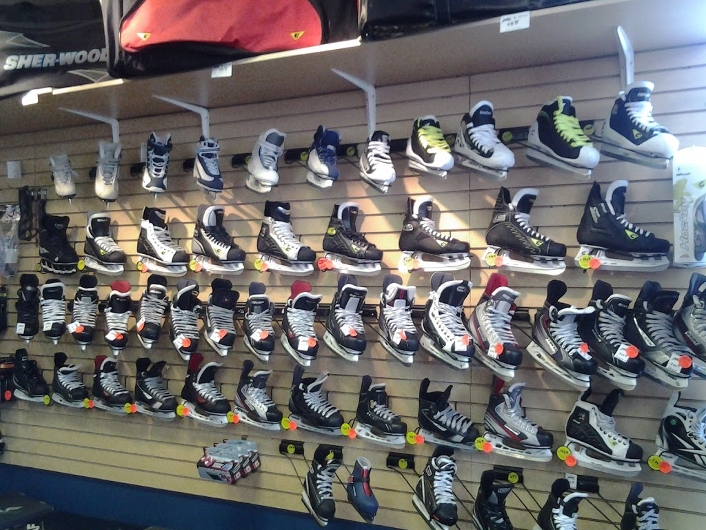 Komo Sports | 7000 Boulevard Laurier #7000, Terrebonne, QC J7M 1H1, Canada | Phone: (450) 477-5812