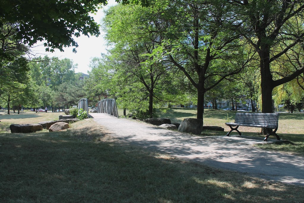 Marcelin Wilson Park | 11301 Bd de lAcadie, Montréal, QC H3M 2T1, Canada | Phone: (514) 872-0311