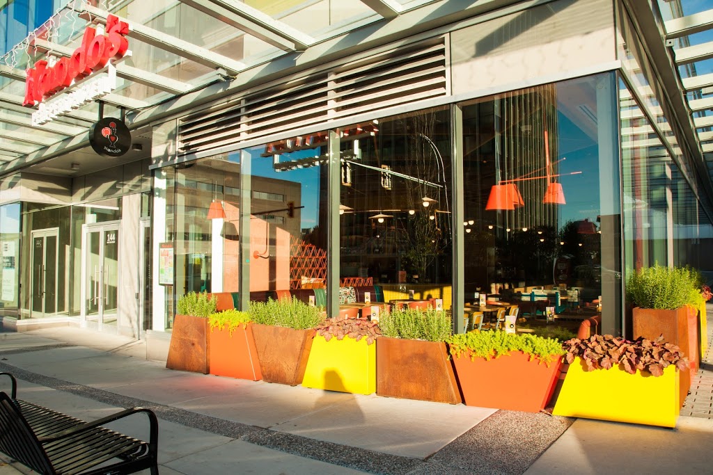 Nandos North Vancouver | 13th St E Unit 148, North Vancouver, BC V7M 2H7, Canada | Phone: (604) 988-4915