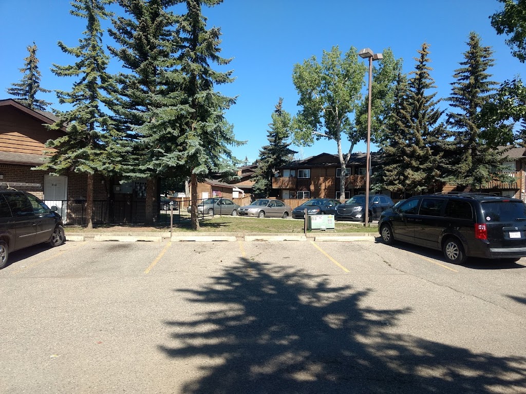 Woodridge Family Resource Ctr | 249 Woodridge Dr SW, Calgary, AB T2W 4S4, Canada | Phone: (403) 281-4418