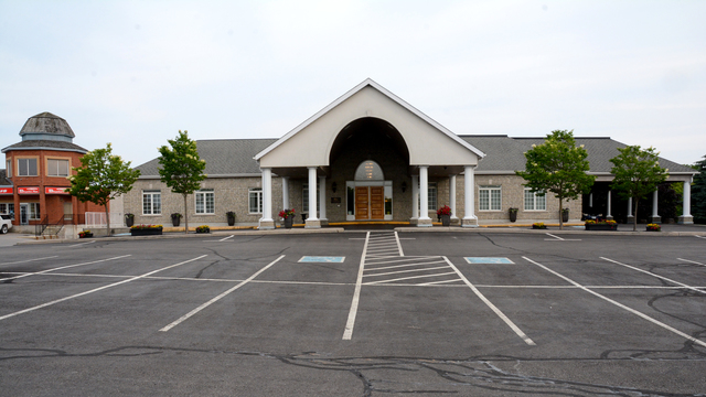 Oshawa Funeral Home | 847 King St W, Oshawa, ON L1J 2L4, Canada | Phone: (905) 721-1234
