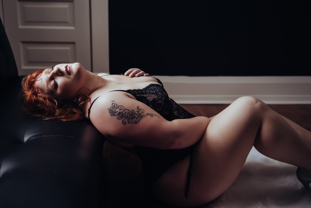 Empower Boudoir | 201340 ON-21, Owen Sound, ON N4K 5N7, Canada | Phone: (226) 974-0167