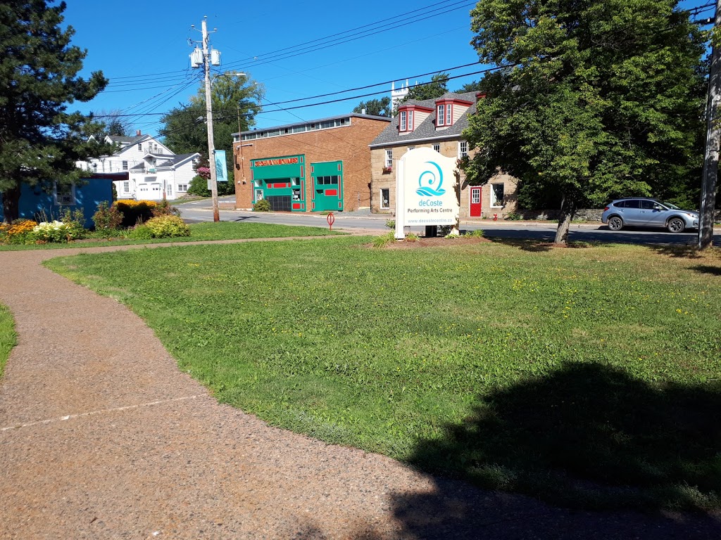 Grohmann Knives | 116 Water St, Pictou, NS B0K 1H0, Canada | Phone: (888) 756-4837