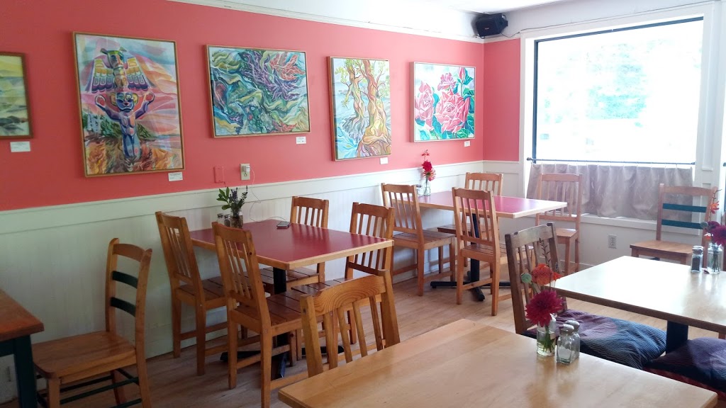 Saturna Cafe | 101 Narvaez Bay Rd, Saturna, BC V0N 2Y0, Canada | Phone: (250) 539-5177