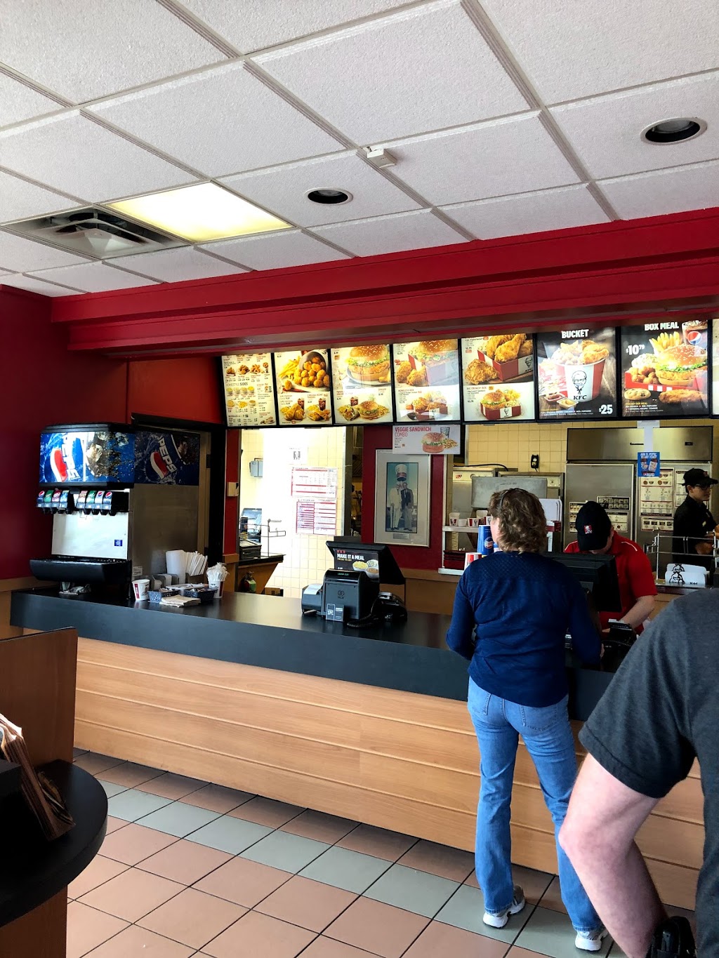 KFC | 30-370, Trans-Canada Hwy, Ladysmith, BC V9G 1T9, Canada | Phone: (250) 245-5525