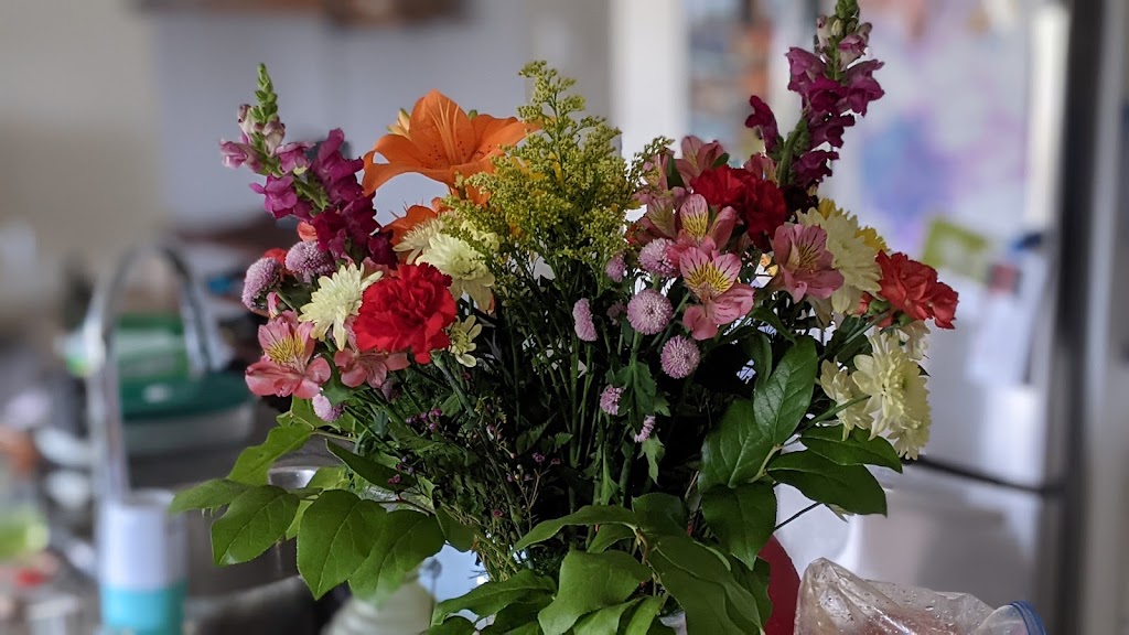 Turleys Florist | 60 Terminal Ave, Nanaimo, BC V9R 5C3, Canada | Phone: (250) 754-6344