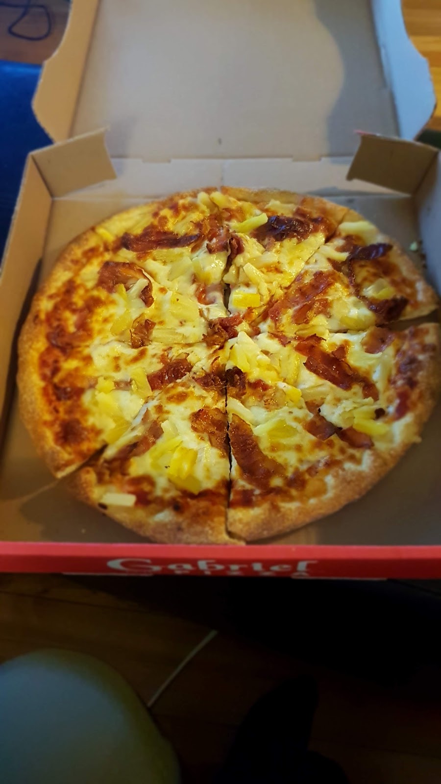 Gabriel Pizza | 780 Baseline Rd, Ottawa, ON K2C 3V8, Canada | Phone: (613) 319-7777