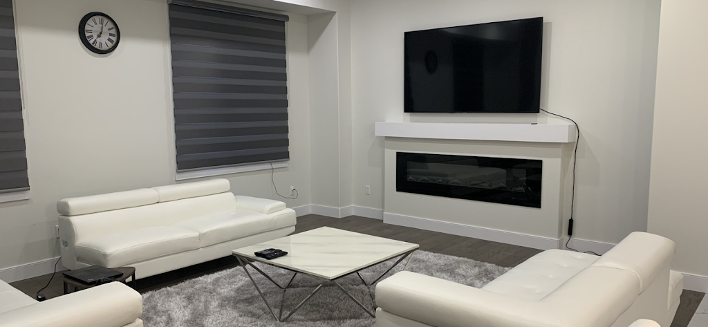 SAIFs HOUSE | 1966 Cedarpark Dr, London, ON N5X 0J1, Canada | Phone: (519) 902-8592