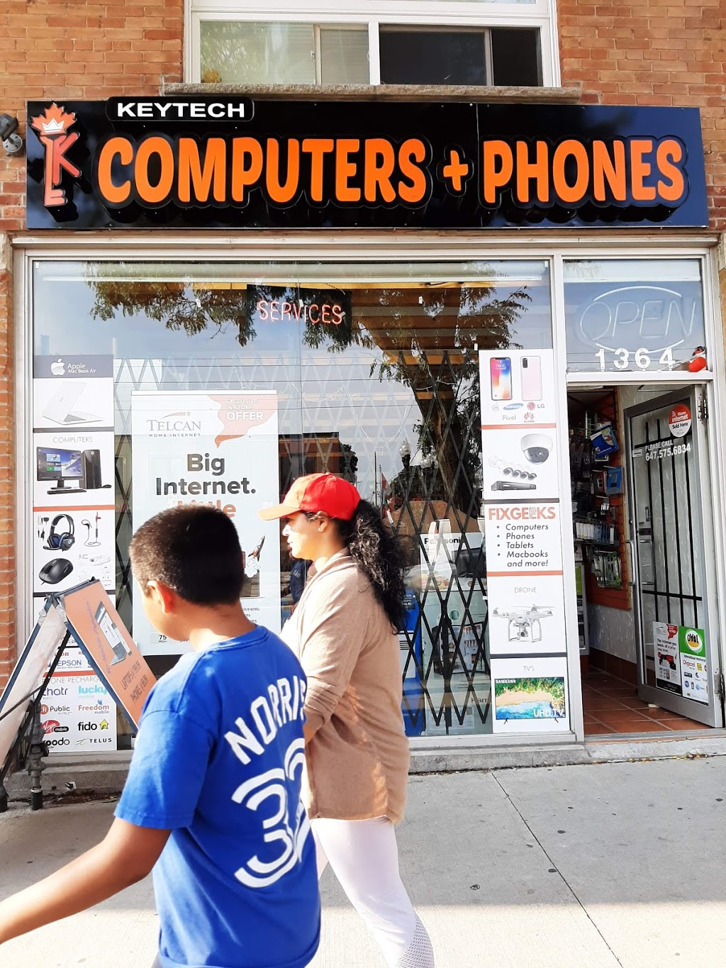 KeyTech Electronics/KeyTech Computers & phones | 1364 St Clair Ave W, Toronto, ON M6E 1C4, Canada | Phone: (416) 848-1800
