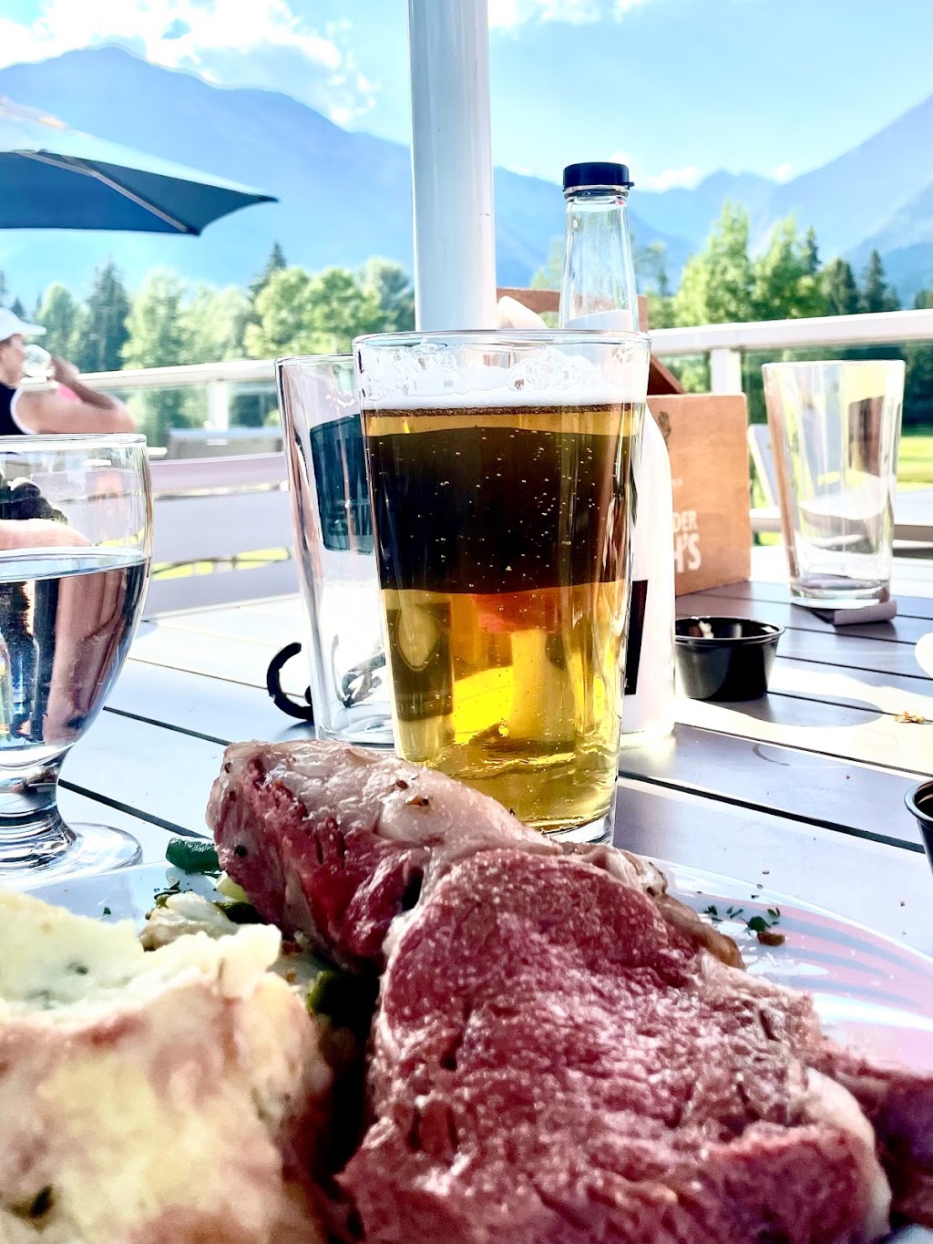 Cast Iron Grill | 201 Fairway Dr, Fernie, BC V0B 1M5, Canada | Phone: (250) 423-4115