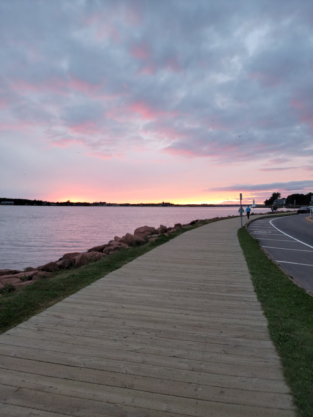 Victoria Park Outdoor Pool & Splash Pad | 100 Victoria Park Roadway, Charlottetown, PE C1A, Canada, Canada | Phone: (902) 566-5548