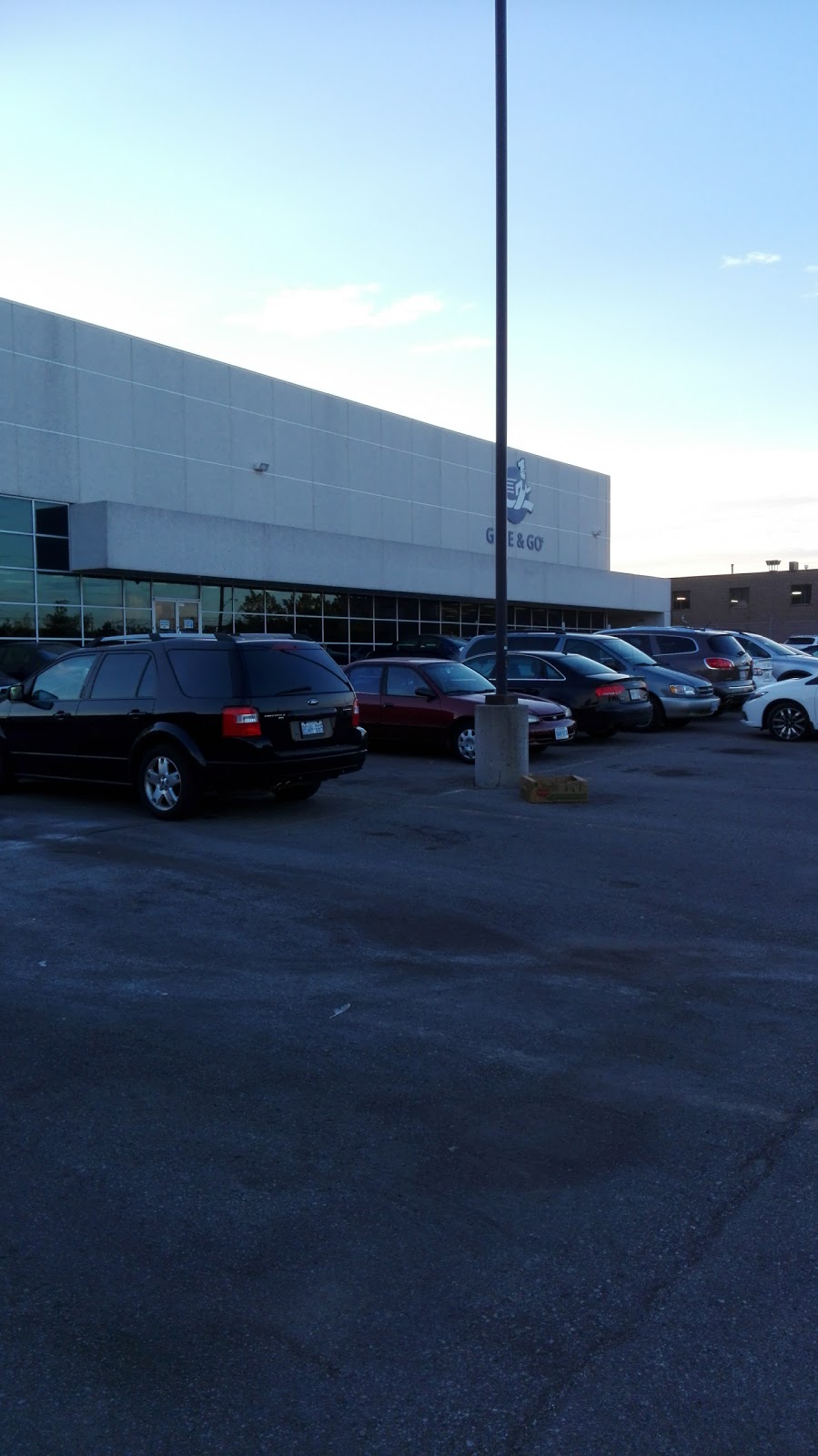 Give & Go Prepared Foods Corporation | 15 Marmac Dr #200, Etobicoke, ON M9W 1E7, Canada | Phone: (416) 675-0114
