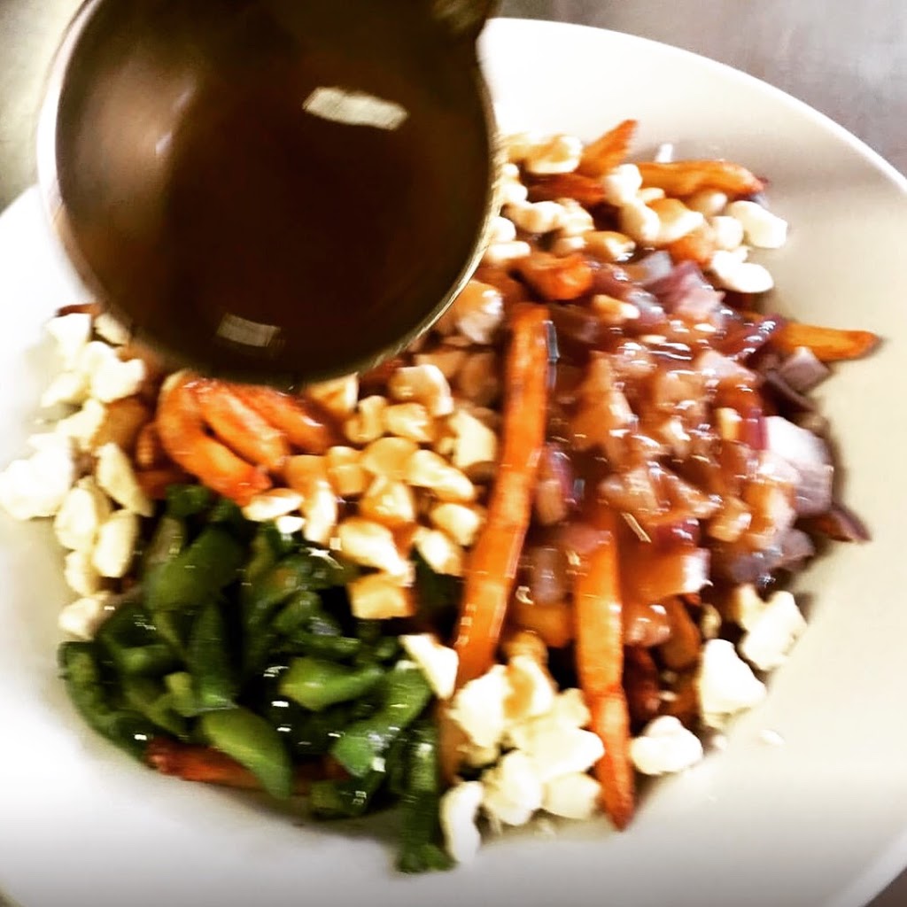 Milano Pizzeria | 68 Wylie Ave, Ottawa, ON K2B 6M4, Canada | Phone: (613) 828-1111