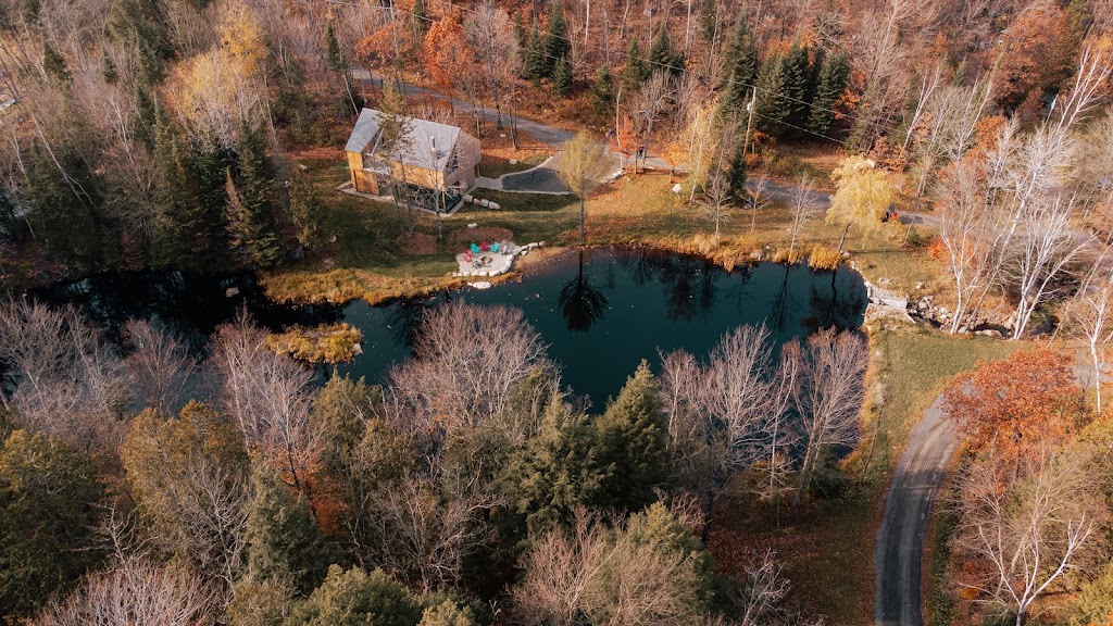 Chalet la Grange | 3300 Chem. de la Grande Ligne, Sainte-Julienne, QC J0K 2T0, Canada | Phone: (514) 885-5687