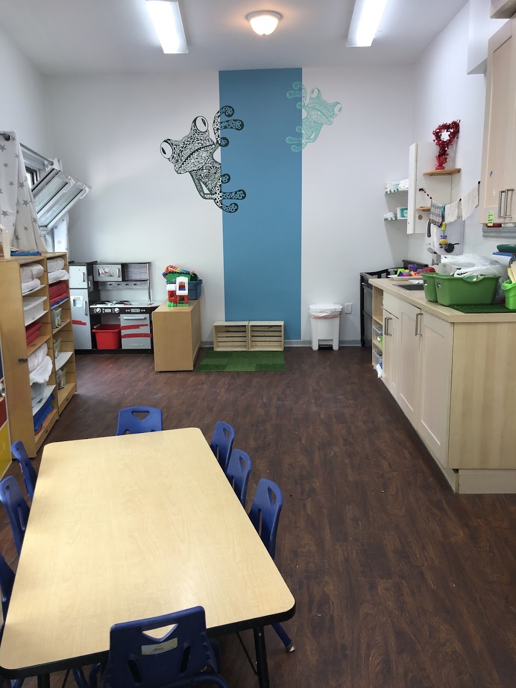 Nursery Mon Petit Monde | 4346 Bd LaSalle, Verdun, QC H4G 2B2, Canada | Phone: (514) 766-4400