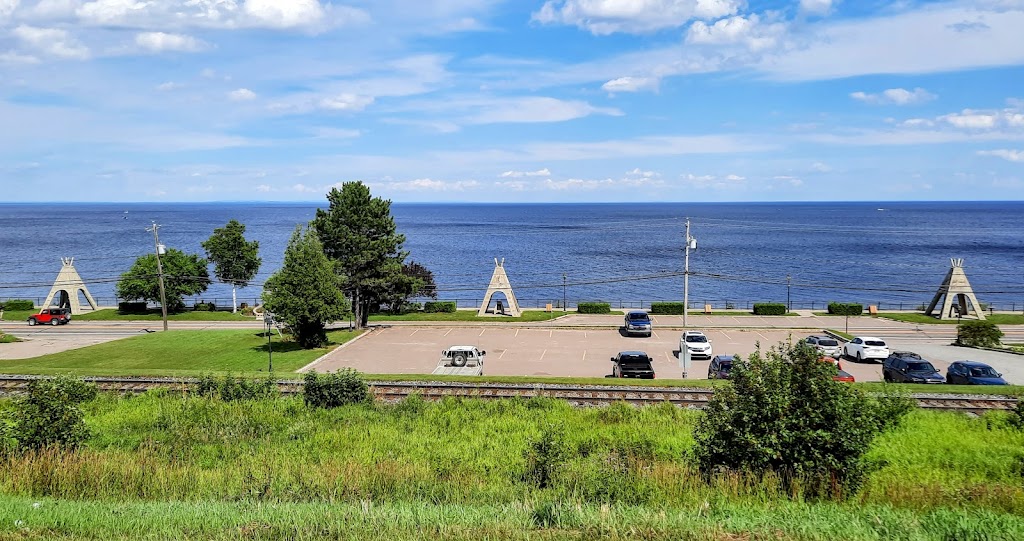 Communauté Mashteuiatsh | 1671 Rue Ouiatchouan, Mashteuiatsh, QC G0W 2H0, Canada | Phone: (418) 275-2473