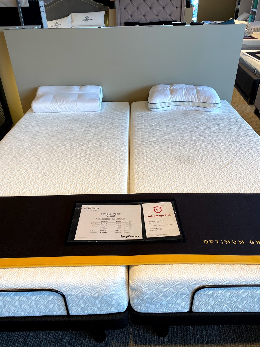 Sleep Country Canada | 1090 Lougheed Hwy, Coquitlam, BC V3K 6G9, Canada | Phone: (604) 520-6692