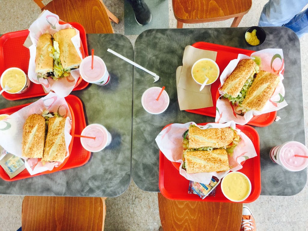 Quiznos | 121 Thatcher Dr W, Moose Jaw, SK S6J 1L8, Canada | Phone: (306) 694-1884