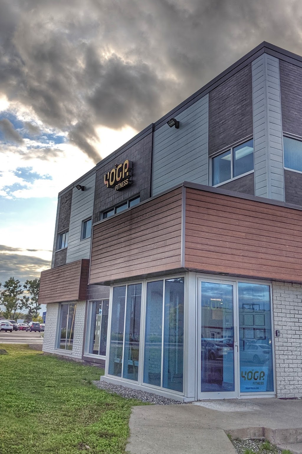 Yoga Fitness Saint-Romuald | 1112 Bd Guillaume-Couture local 101, Saint-Romuald, QC G6W 5M6, Canada | Phone: (418) 780-9642