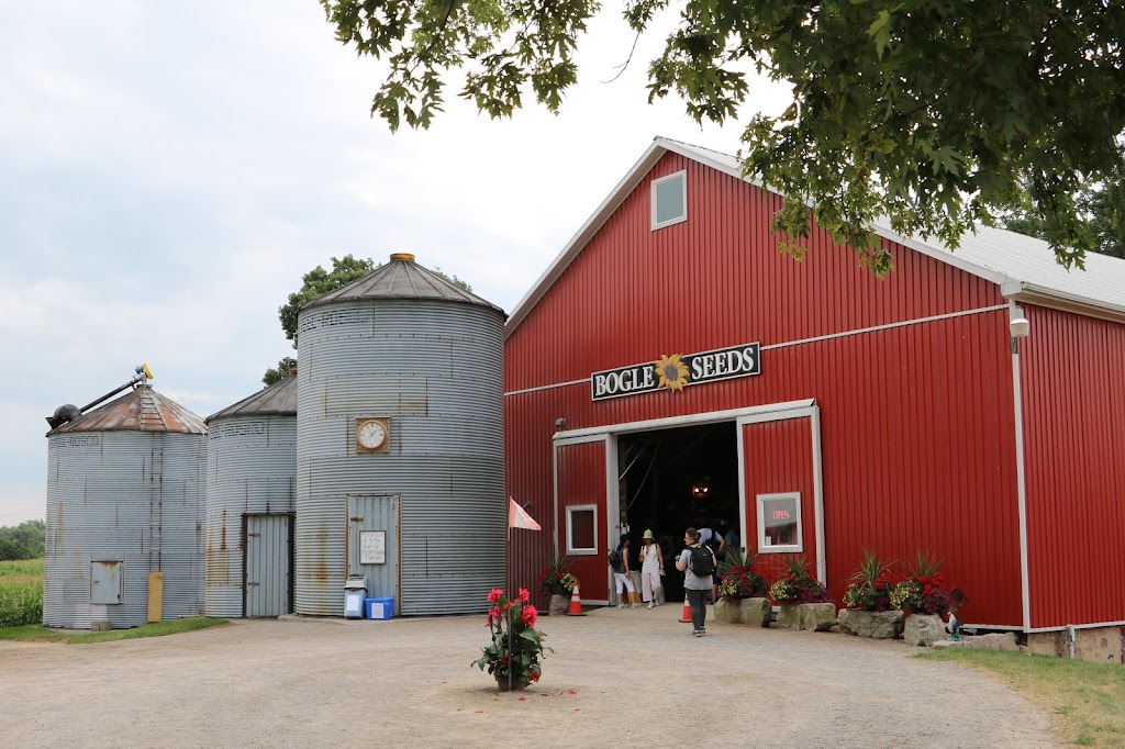Bogle Seeds | 572 Safari Rd, Millgrove, ON L8B 1S7, Canada | Phone: (905) 689-4073