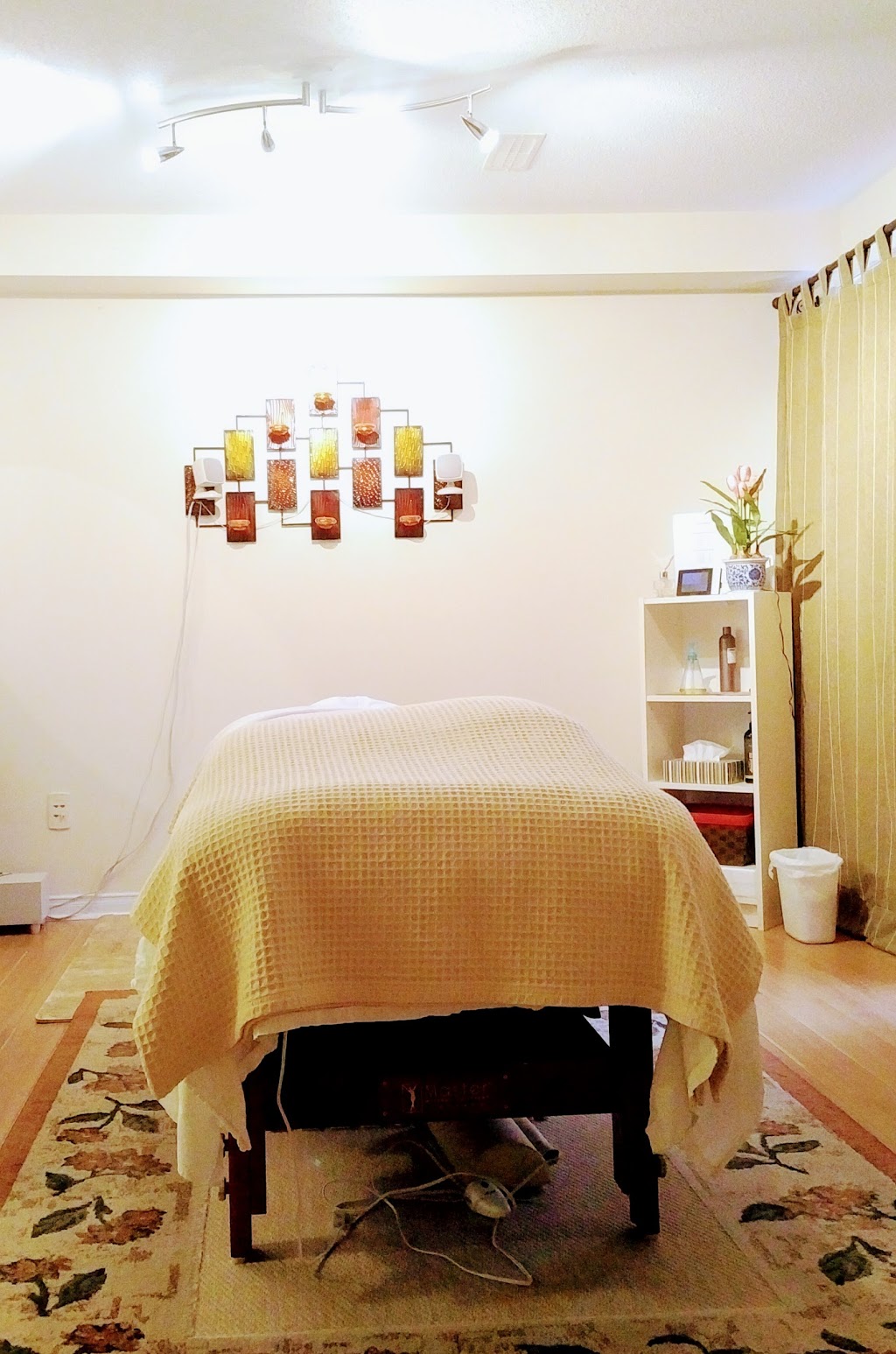 Yong Cai, RMT and RAc (Registered Massage Therapist and Register 578