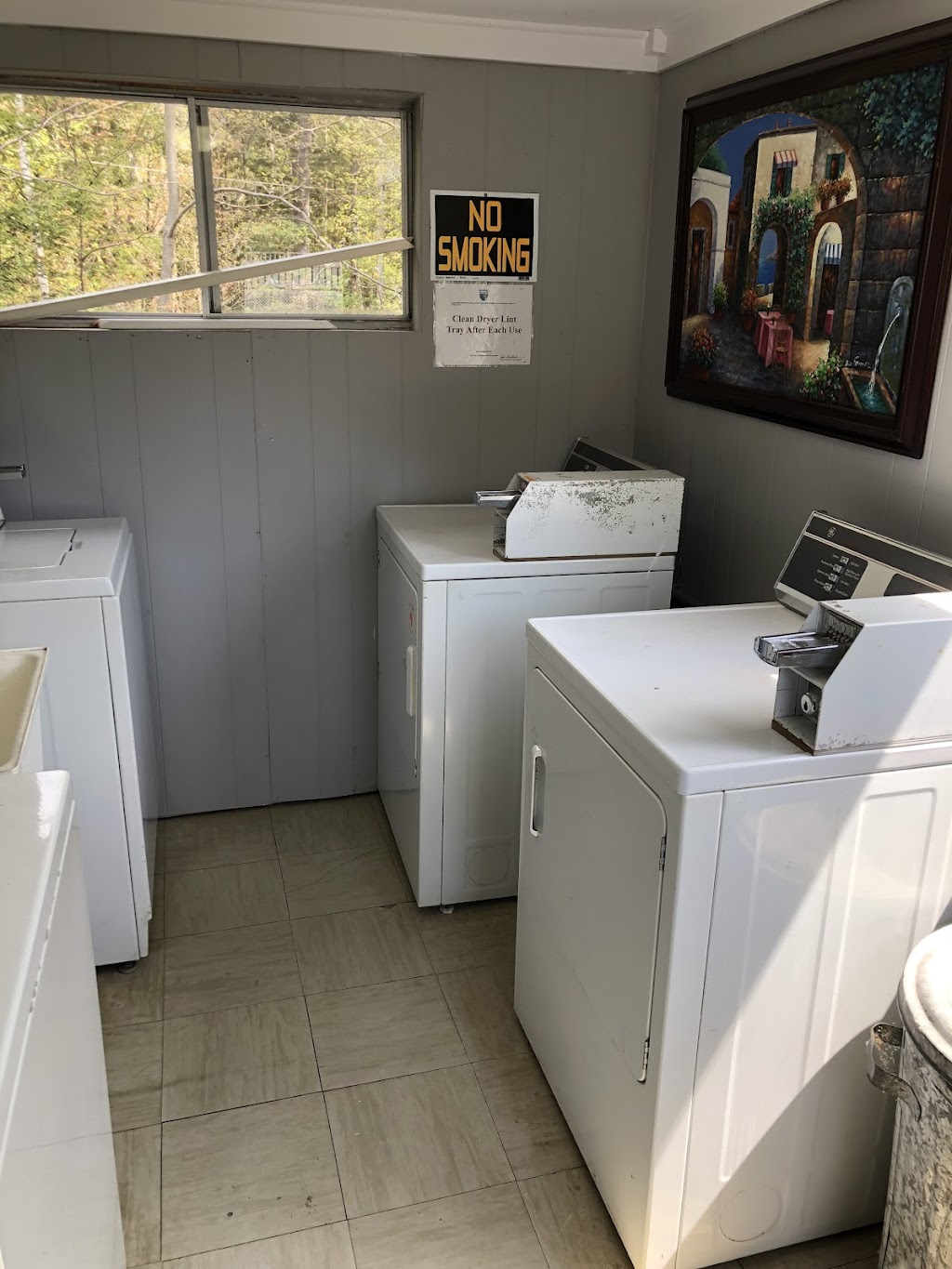 Coles Campground | 1339 Ashdale Rd, Mount Uniacke, NS B0N 1Z0, Canada | Phone: (902) 757-2401