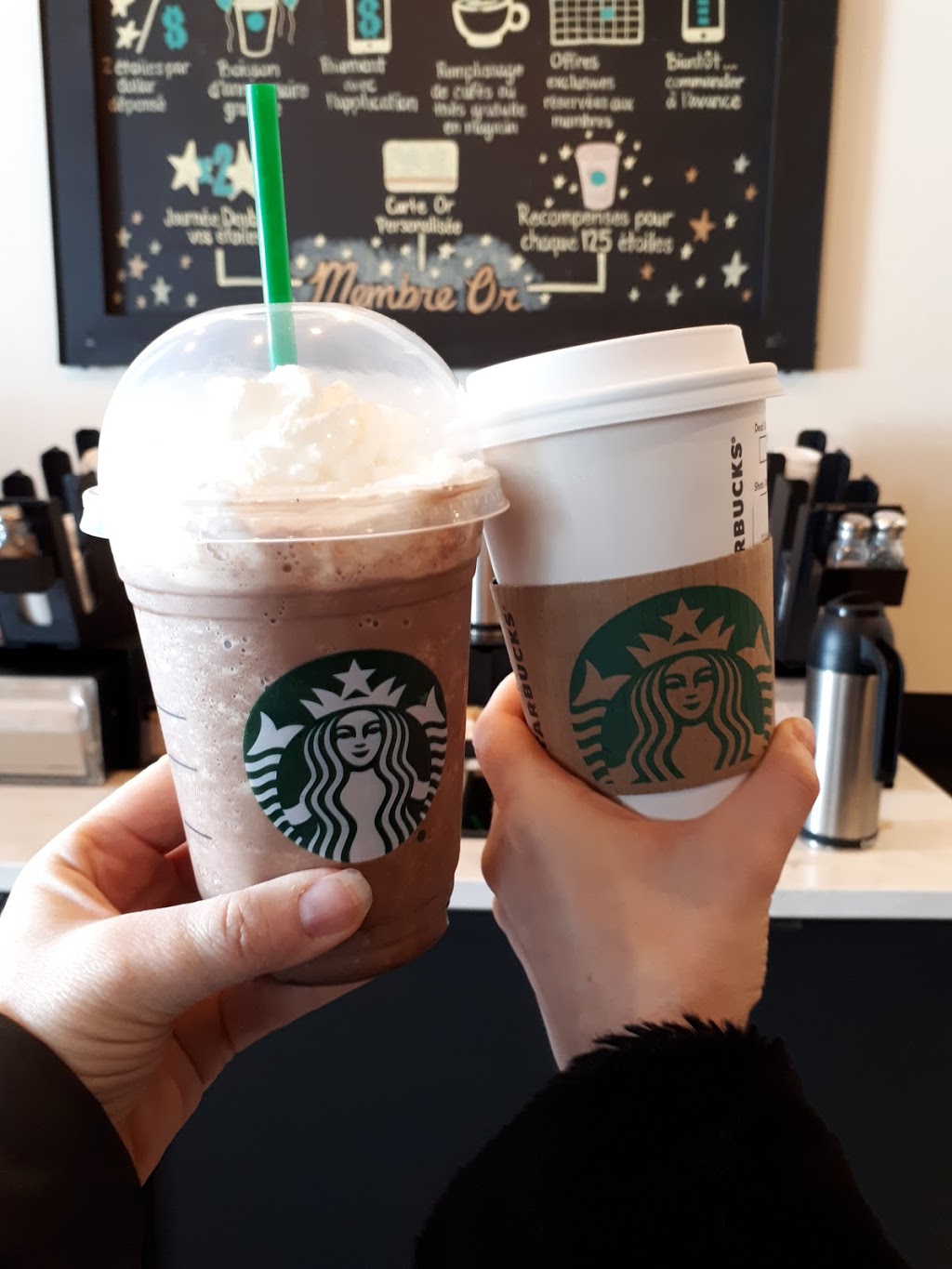 Starbucks | 1599 Boulevard Saint-Martin O, Laval, QC H7S 1N1, Canada | Phone: (450) 575-3668