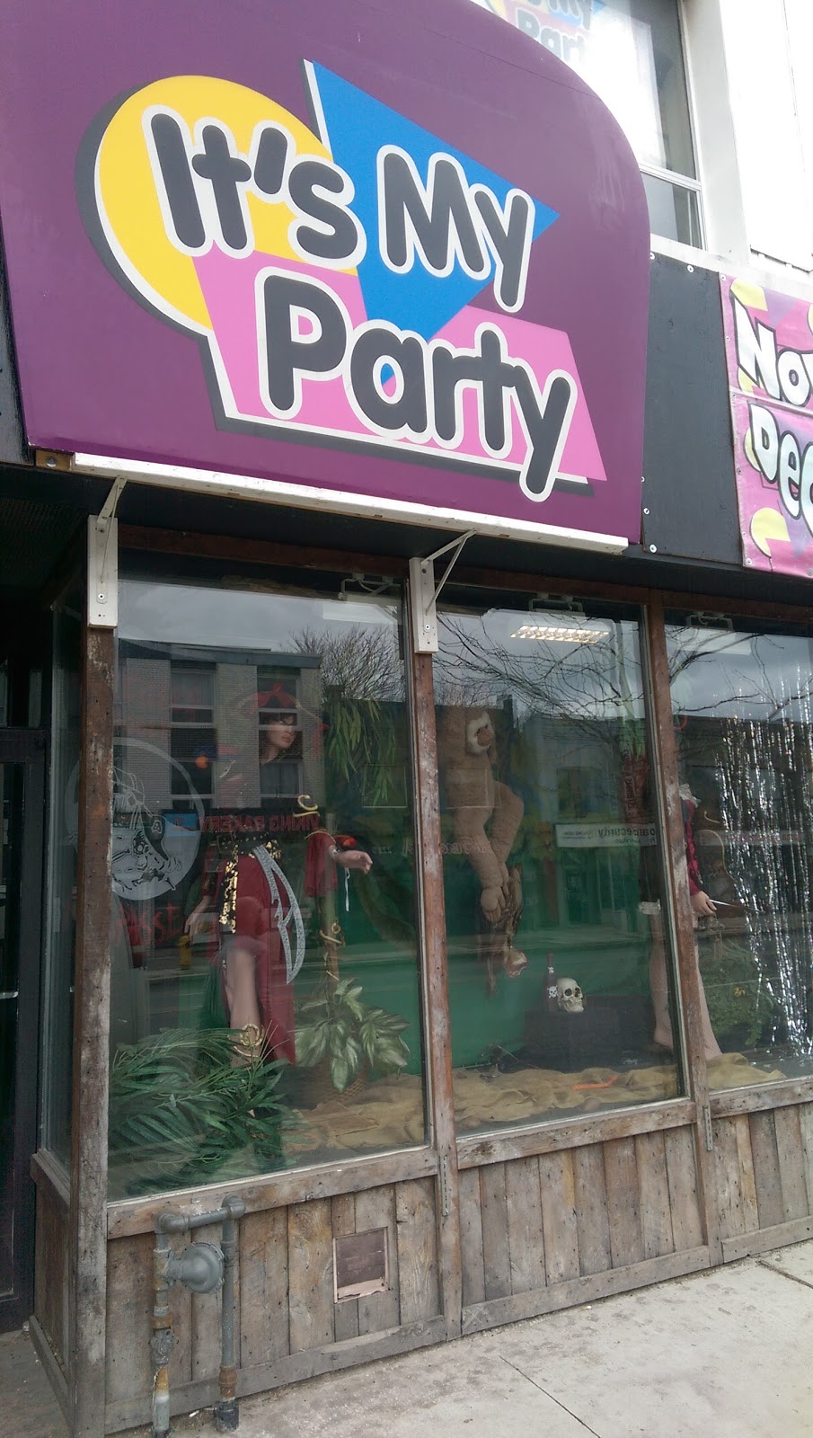 Its My Party | 2208 Danforth Ave, Toronto, ON M4C 1K3, Canada | Phone: (416) 469-2223