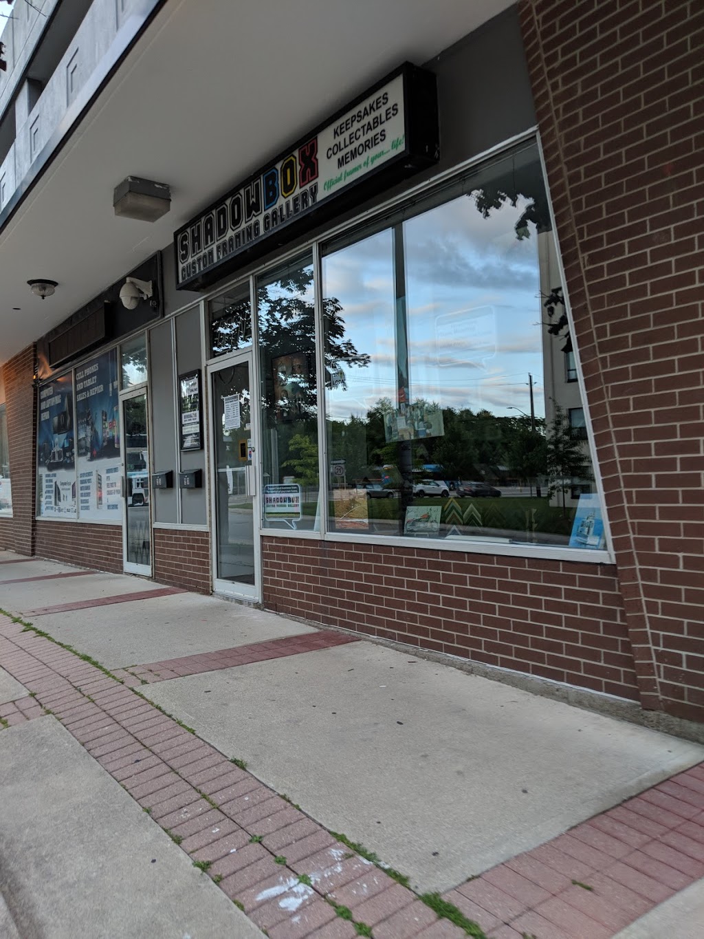 Shadowbox Custom Framing Gallery - open 24/7 by appointment | 23 Helene St N, Mississauga, ON L5G 3B6, Canada | Phone: (647) 227-9409