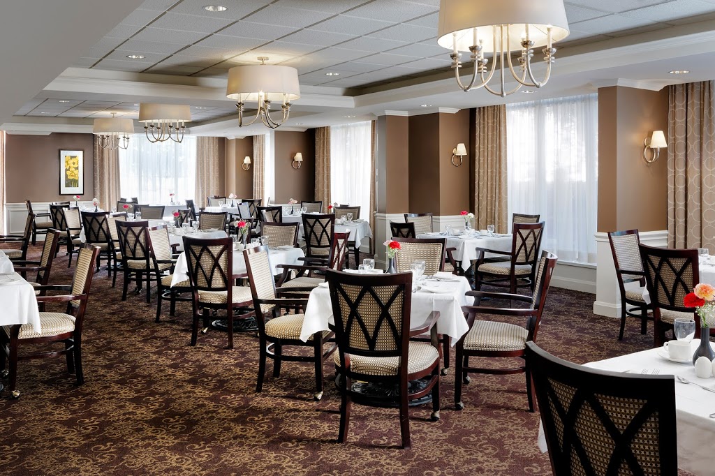 Revera Forest Hill Place 645 Castlefield Ave, Toronto, ON M5N 3A5, Canada