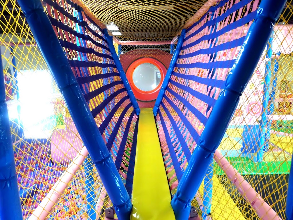Explore Center Indoor Playground | 385 Enford Rd #1, Richmond Hill, ON L4C 3G2, Canada | Phone: (905) 237-5574
