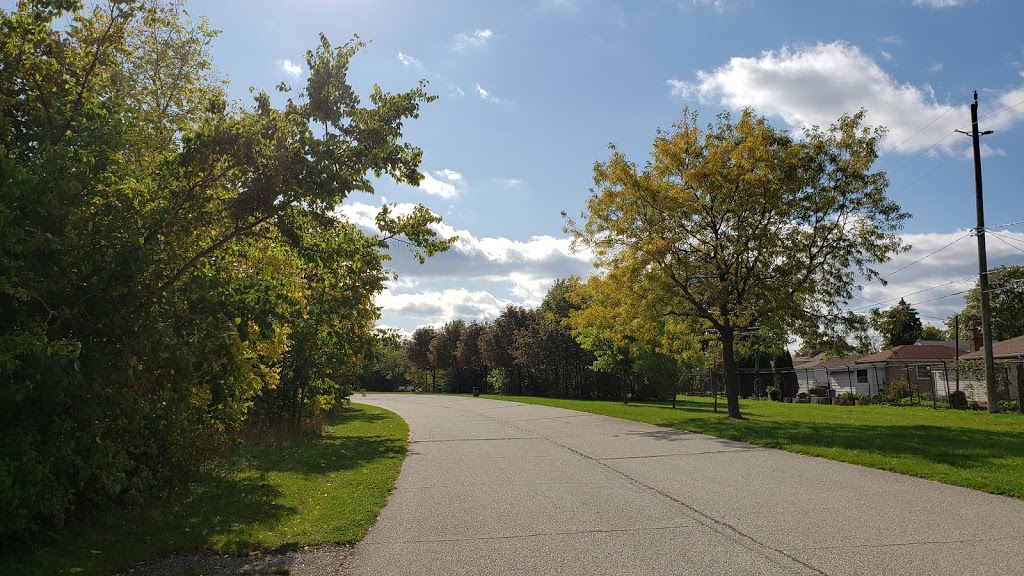 Ford Test Track Park | 3001 Seminole St, Windsor, ON N8Y 1Y3, Canada | Phone: (519) 255-2489
