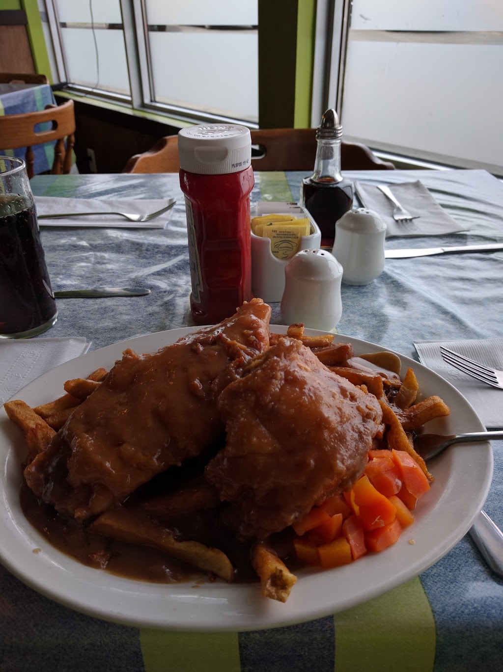 Jasmines Restaurant | 1 Dunns Rd, Mount Pearl, NL A1N 3L1, Canada | Phone: (709) 368-1133