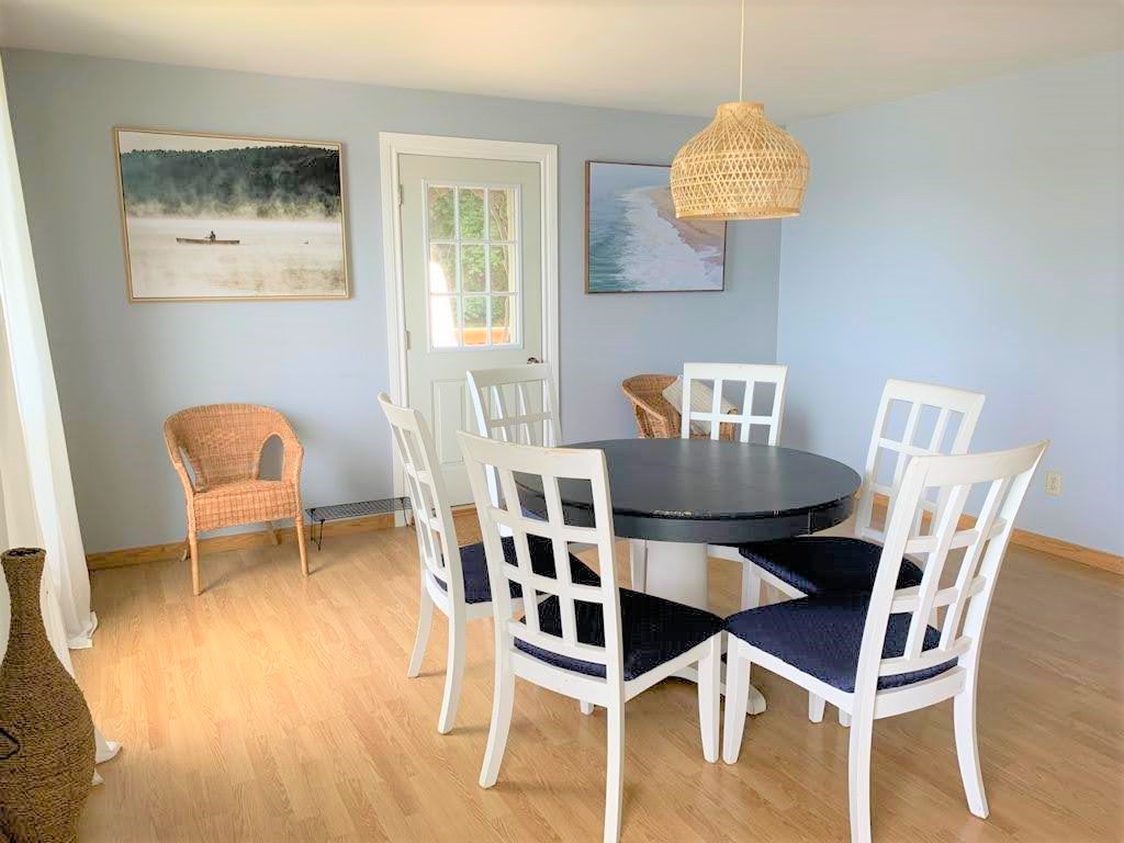 Sky Lake Resort, Waterfront Cottage and Cabin Rentals | 264 Red Bay Rd, Mar, ON N0H 1X0, Canada | Phone: (888) 634-5554